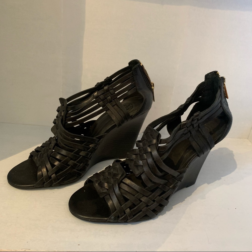 NWOT Tory birch wedge sandals